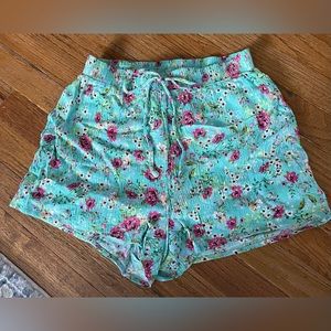 Women’s Shorts.